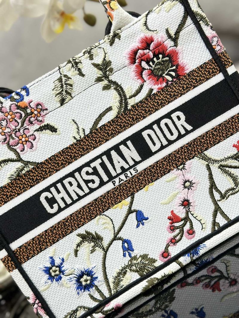 Christian Dior Shopping Bags